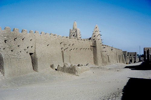 Jingerber Mosque, built of earth in 1327, restored 1814, Timbuctoo, Mali, central Africa